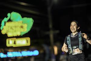 BIB: 292
                            <button type="button" onclick="openModal(24673517)" class="btn btn-primary btn-sm float-right btn-popup" data-toggle="modal" data-target=".modal-high-quality">
                        <i class="fas fa-shopping-cart"></i> Add to Cart
                    </button>
                                            <button type="button" onclick="isThisMe(24673517, true)" class="btn btn-success btn-sm float-right btn-popup btn-isme hidden" data-toggle="tooltip" data-placement="bottom" title="นี่คือรูปของคุณใช่ไหม คลิกที่นี่เพื่อเอาเข้าอัลบั้ม">
                        <i class="fas fa-plus"></i> Add to album
                    </button>
                    <button type="button" onclick="isThisMe(24673517, false)" class="btn btn-warning btn-sm float-right btn-popup btn-isnotme hidden">
                        <i class="fas fa-ban"></i> Remove from album
                    </button>